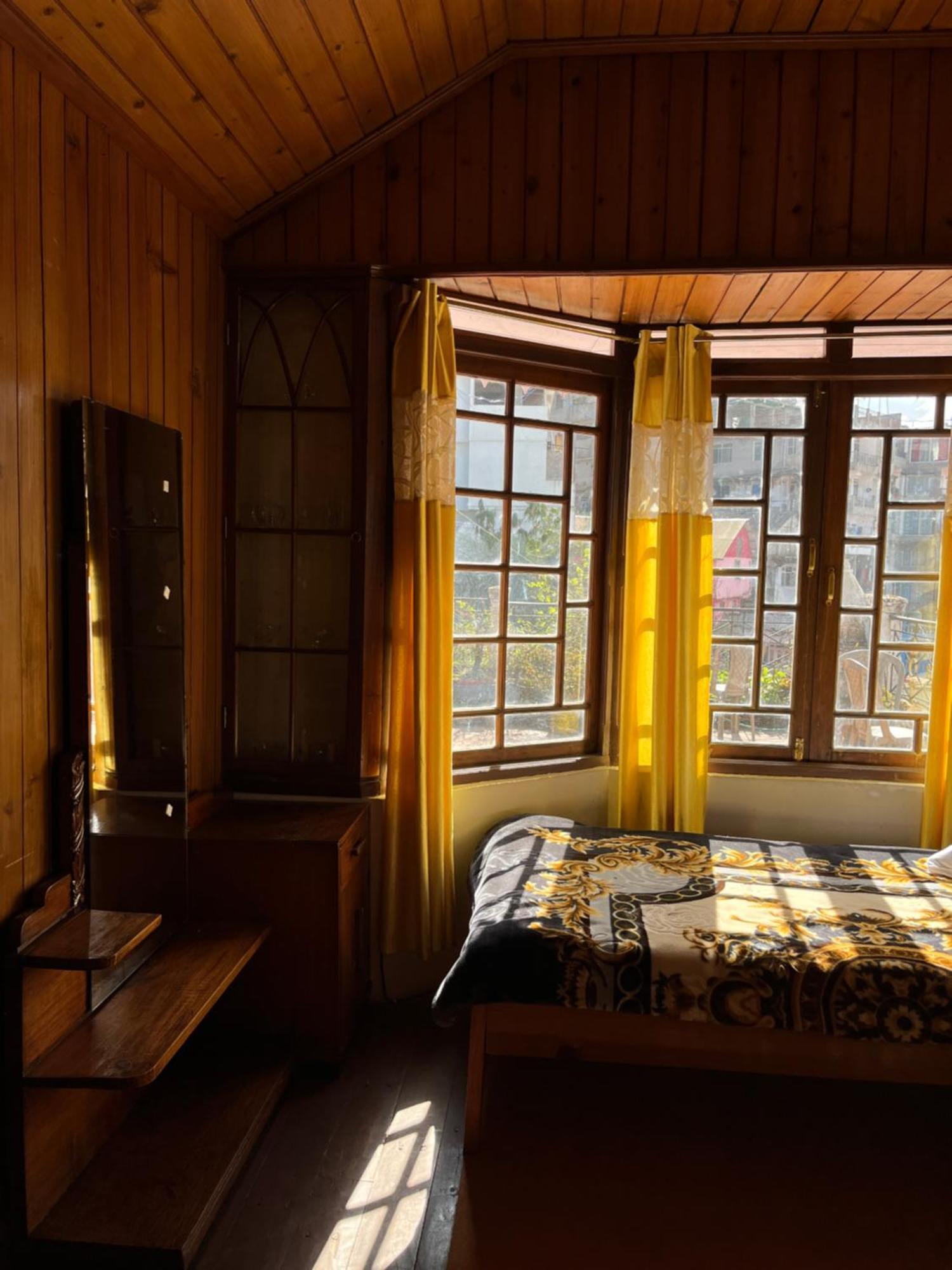 Eagle'S Nest Homestay Νταρτζίλινγκ Εξωτερικό φωτογραφία